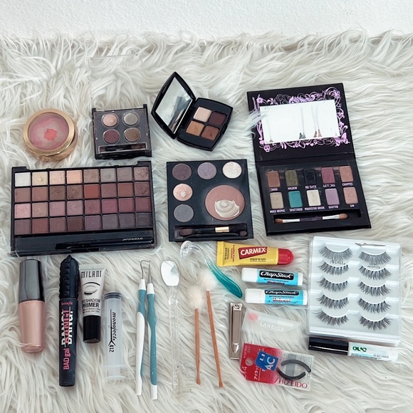 Makeup bundle - Picture 11 of 13